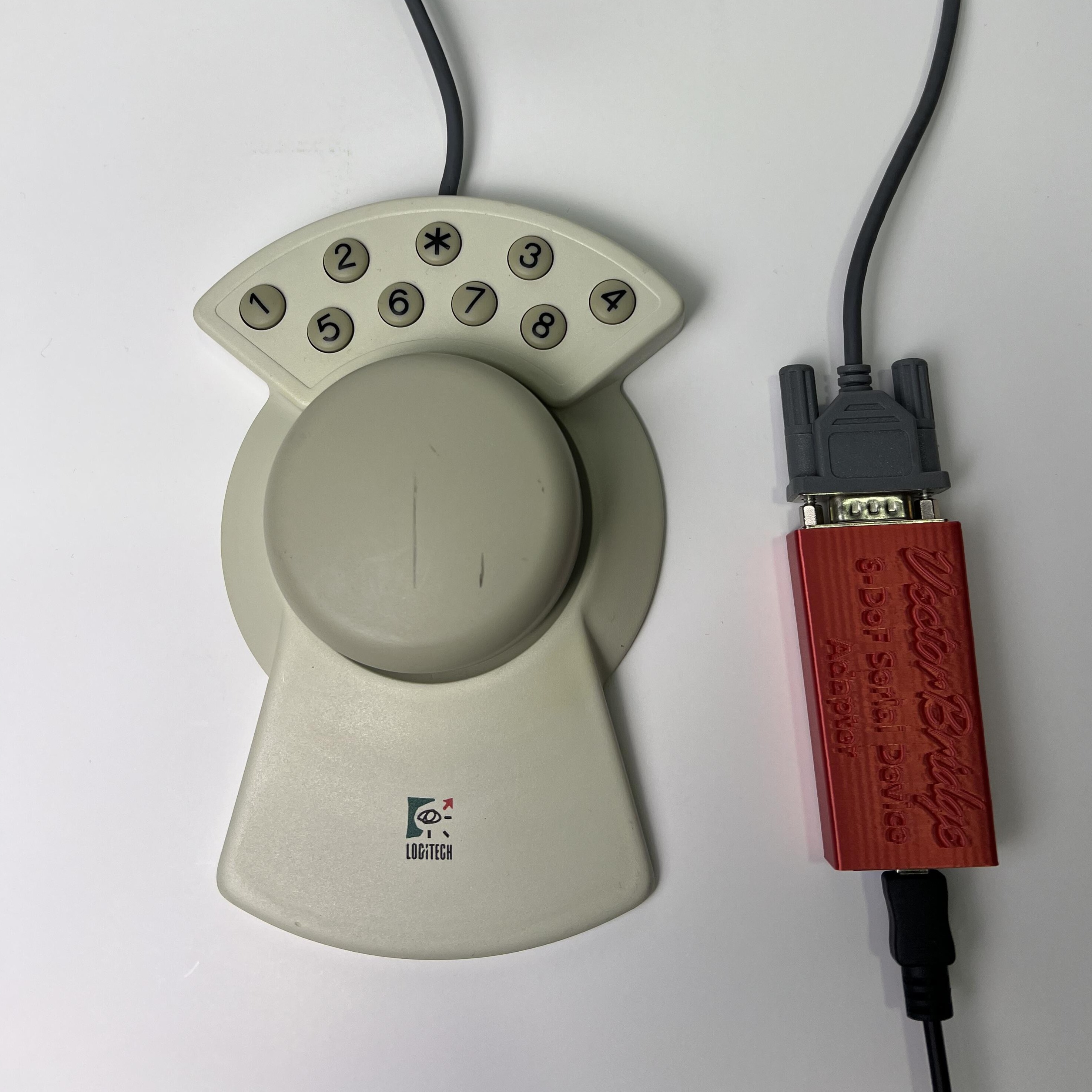 Magellan SpaceMouse Classic (serial) connected to VectorBridge